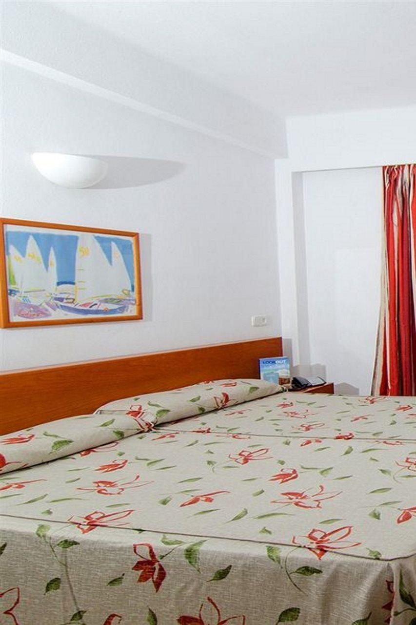 Hotel Bellevue Belsana à Portocolom  Extérieur photo